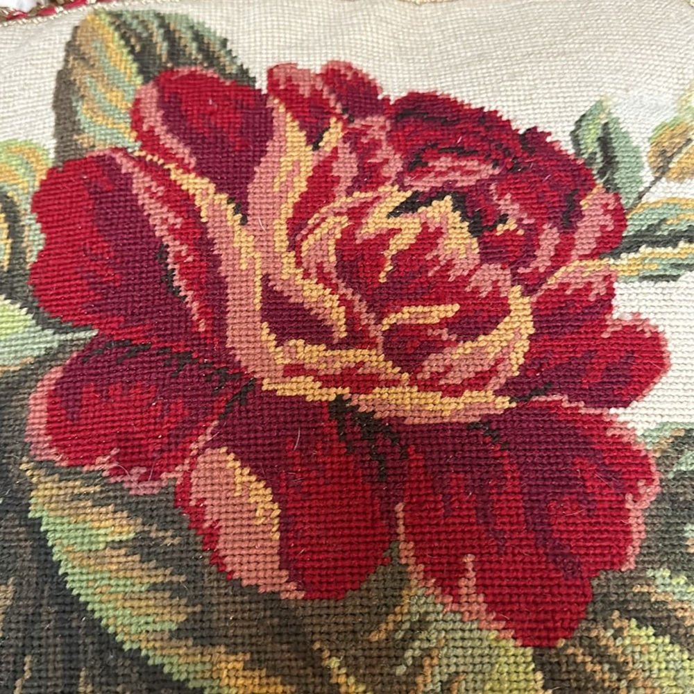 Vintage needlepoint throw pillow crushed velvet zip 17x15 roses red beige green - Picture 2 of 9